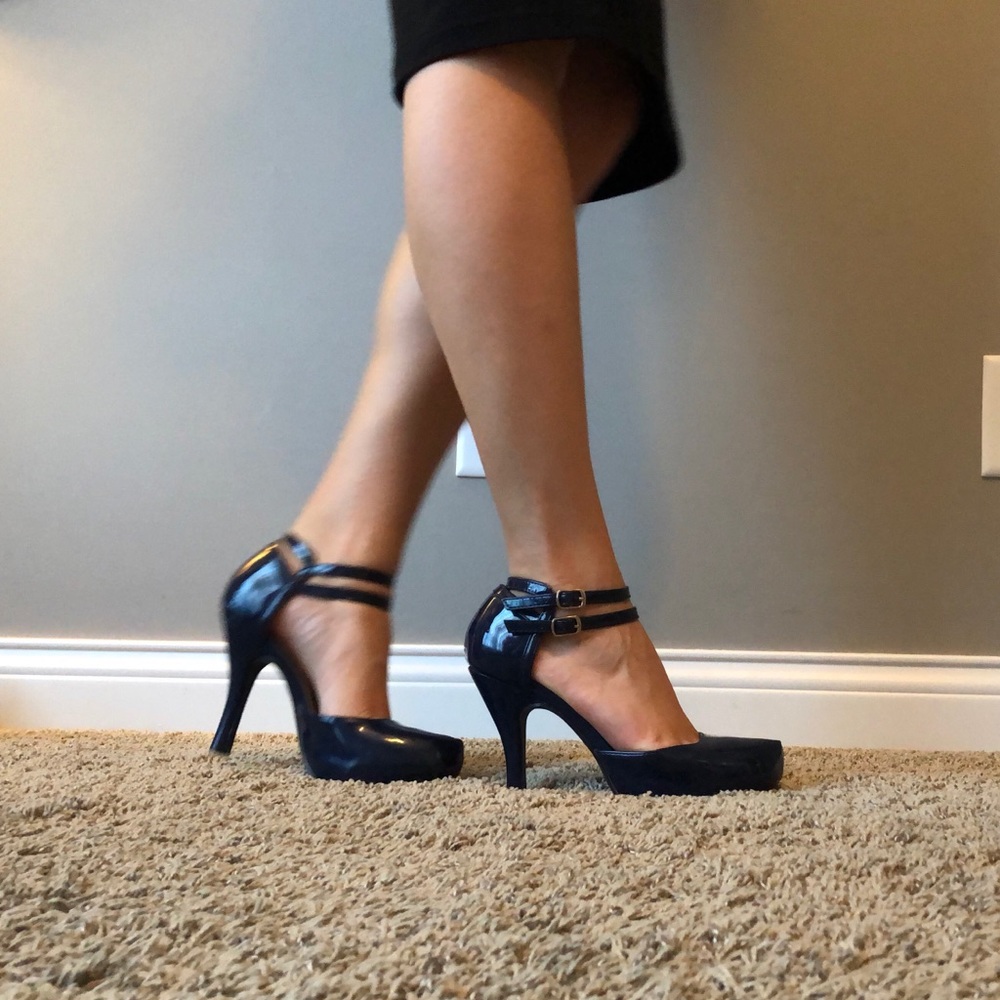 Navy blue heels with double ankle strap.